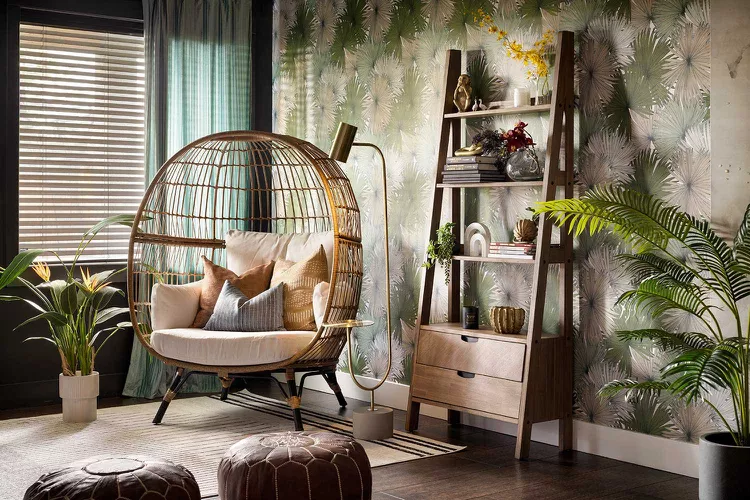 Cozy-Natural-Small-Living-Room-Seating-with-Egg-Chair